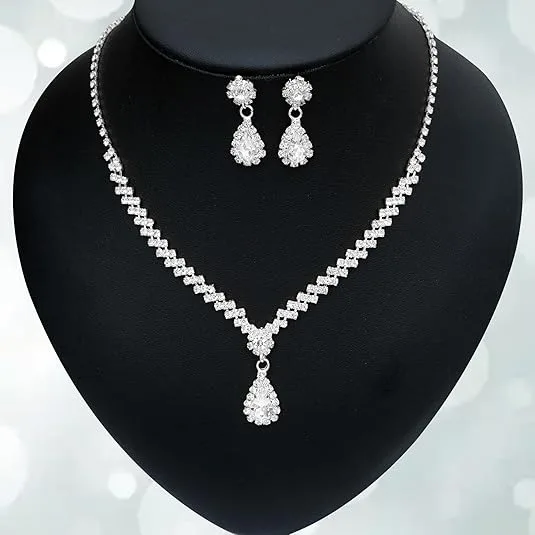 Edgy Rhinestone Inlaid Designer Pendant Necklaces Drop Dangle Earrings tennis bracelet Jewelry Sets joias de luxo for Women Daily