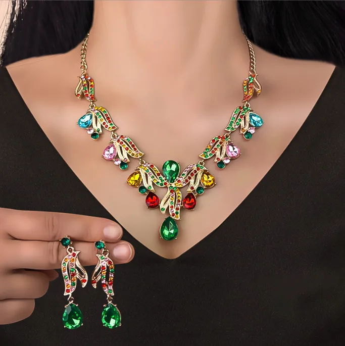 Luxury Multicolor Teardrop Rhinestone Leaf pendant Necklaces diamond Long Drop Earrings fashion fancy jewelry for ladies Women view 3