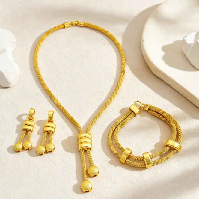 2026 New Women's Classic 18K Gold Plated Alloy Bridal Jewelry Set Necklace Earrings Bracelet for Wedding Anniversary Party Gifts