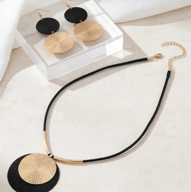 Contrast Two-Tone Textured Round Disc Pendant Necklaces Large Long Drop Earrings Bohemian chunky Statement Fashion Jewelry for women