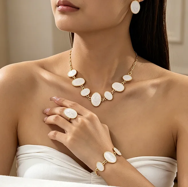 Fashion Swirl Textured Oval Linked Bib Pendant Necklaces Bracelet Stud Earrings Minimalist Statement fancy jewelry for ladies Women view 3