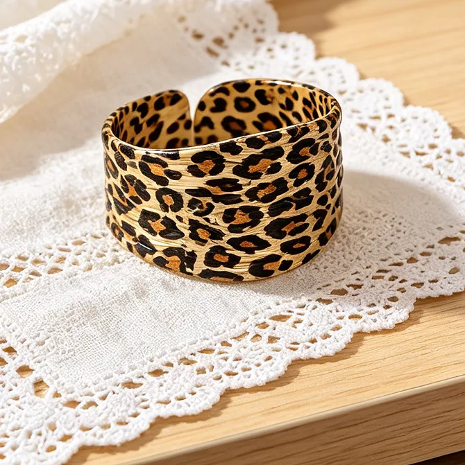 Vintage Leopard Print Irregular Wide Open Cuff Bangles Rings Exaggerated Street Women Fashion fancy jewelry Sets for ladies view 3