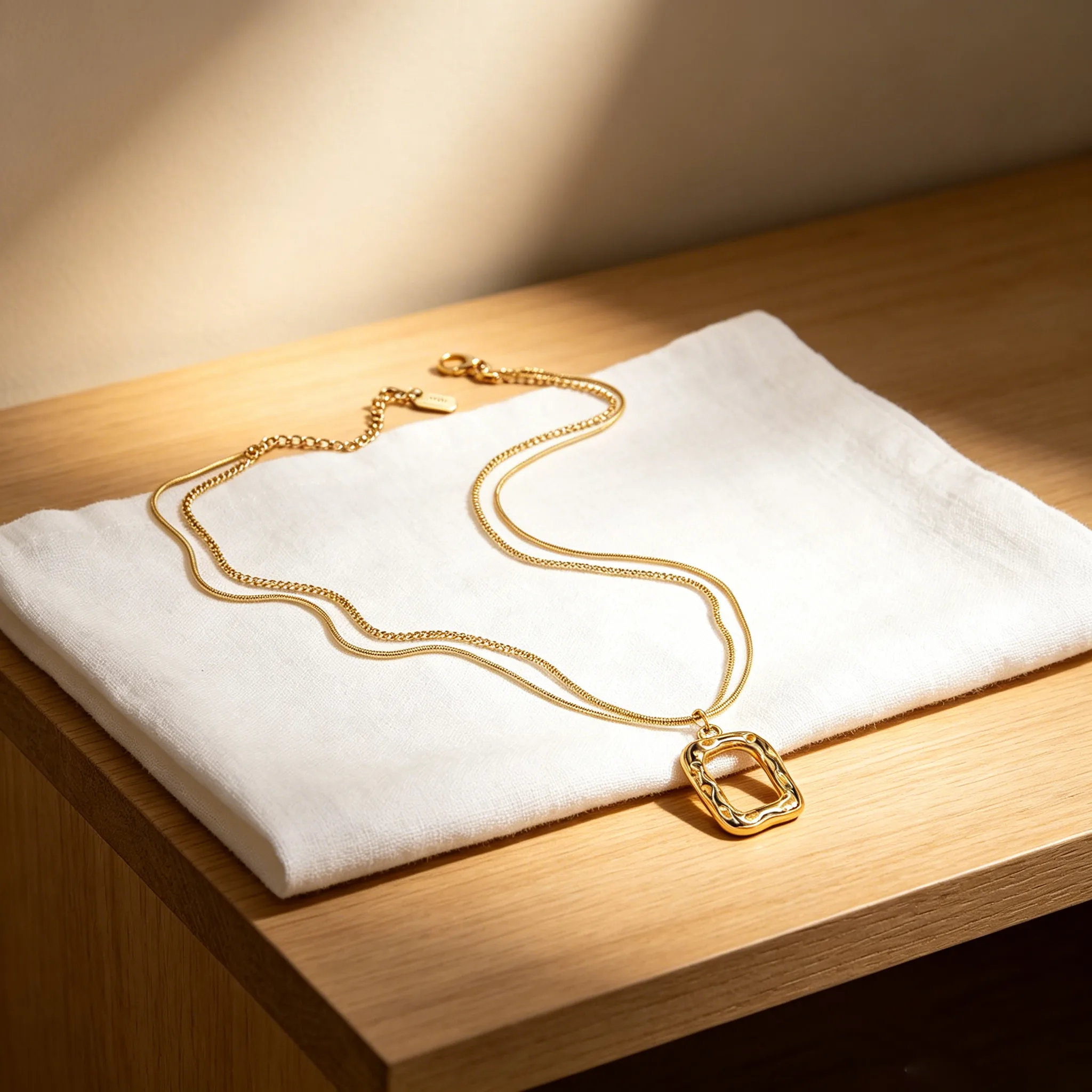 Anti-Tarnish Vacuum Plated Stainless Steelj ewelry Double Layer Square Art Frame Pendant 18K Gold Tone Minimal Women Stackable Necklaces