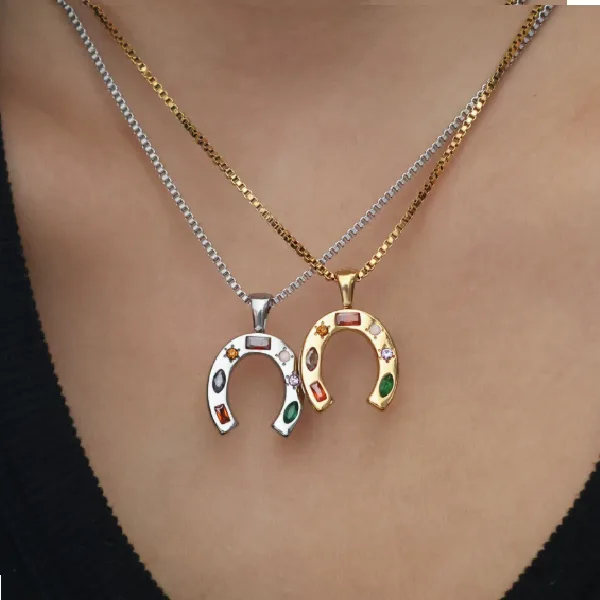 Horseshoe Lucky Pendant Necklace Stainless Steel Colorful Cubic Zirconia Box Chain Necklaces for Women Vintage Amulet Jewelry view 2
