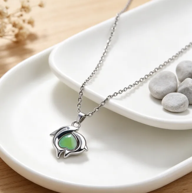 Double Dolphin Mood Pendant Necklace Color Changing Temperature Heart Necklaces for Women Animal Cute Couples Fashion Jewelry view 2