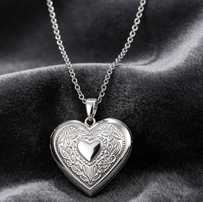 Heart Locket Pendant Necklace Stainless Steel Photo Picture Necklaces for Women Vintage Memorial Anniversary Love Gift Jewelry