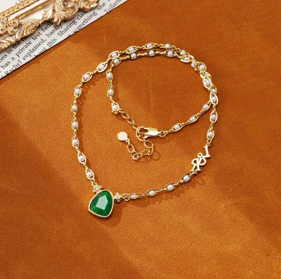 Natural Green Stone Imitation Pearl Inlaid Thin Link Chain Pendant Retro Necklaces Jewelry for Women view 3