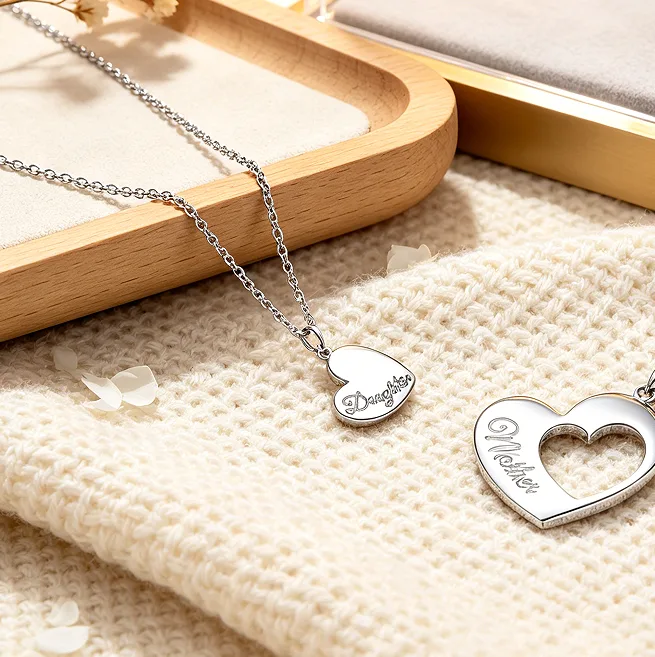 Mother Daughter Heart Pendant Necklace Set Stainless Steel Necklaces for Women Matching Family Love Engraved Memorial Gift view 3