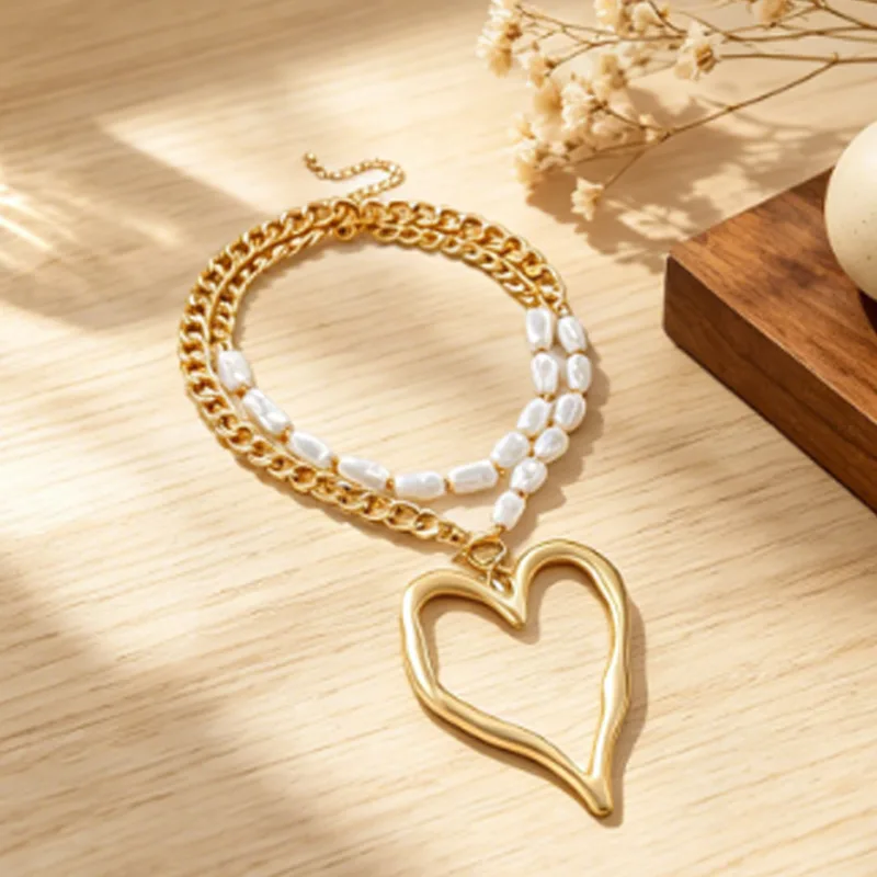 Big Heart Pearl Chunky Chain Necklaces for Women Statement Hollow Love Layered Bold Streetwear Exaggerated Vintage Punk Necklace