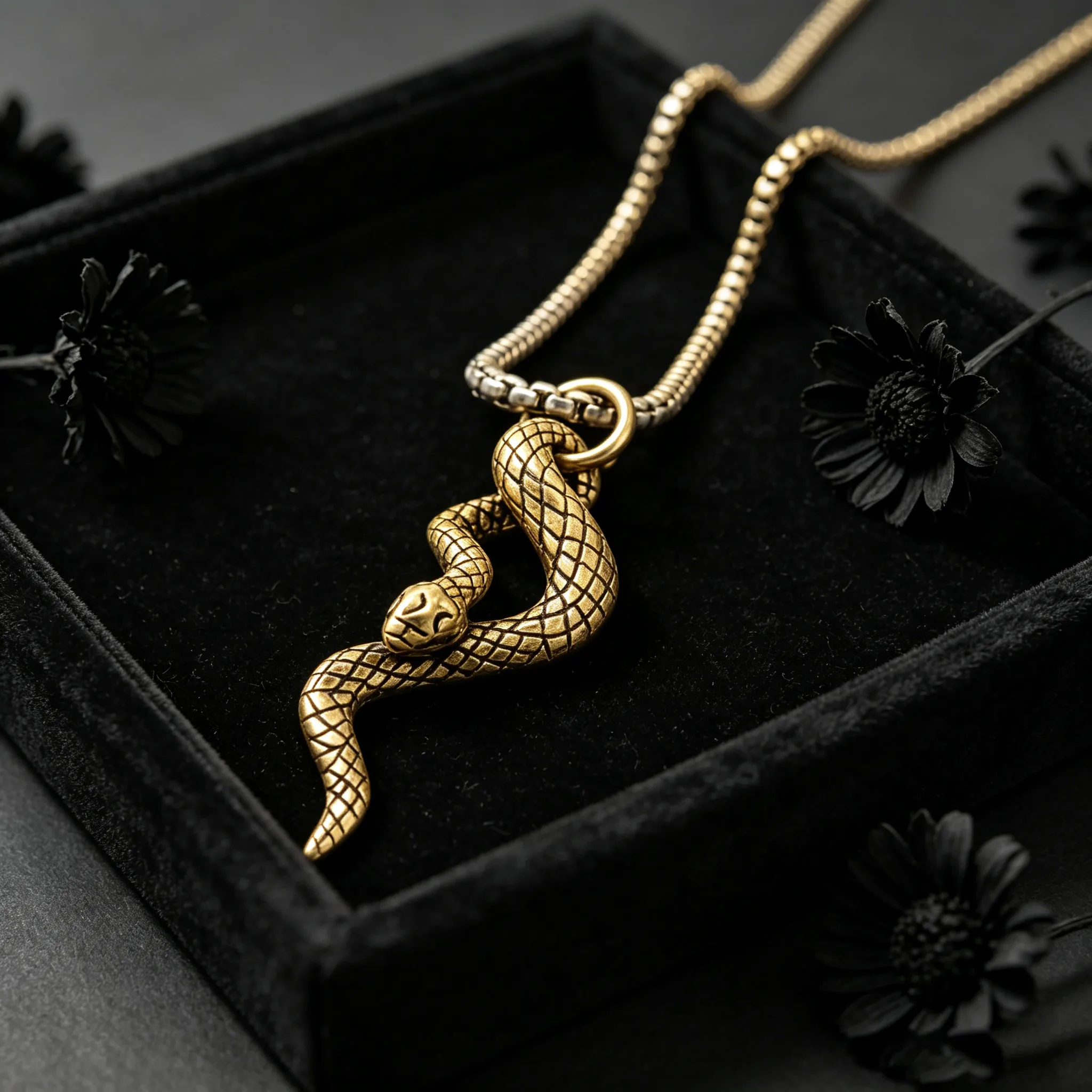 Hypoallergenic Waterproof Anti Tarnish Titanium Steel Twisted Snake Pendant Box Chain Punk Retro Unisex Trendy Animal Statement Necklaces