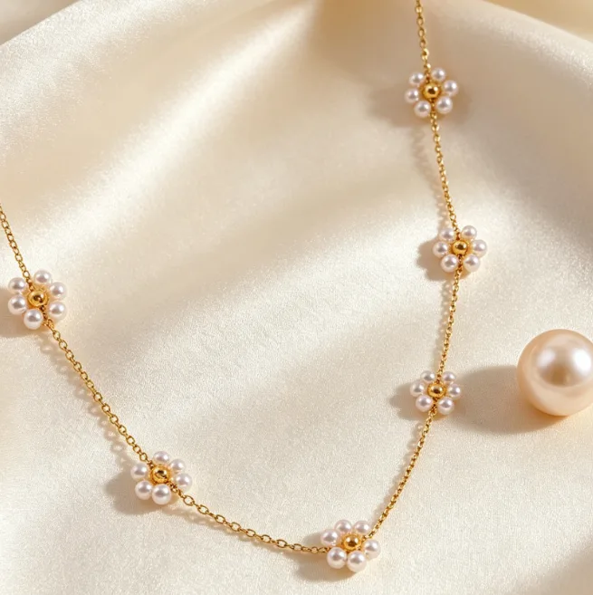 Fashion Imitation Pearl Flower Pendant Necklace Dainty Daisy Floral Necklaces for Women Elegant Sweet Wedding Bridal Daily Jewelry view 2